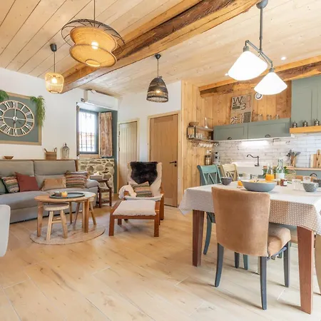 Du Rouge Gorge D'azun 別荘