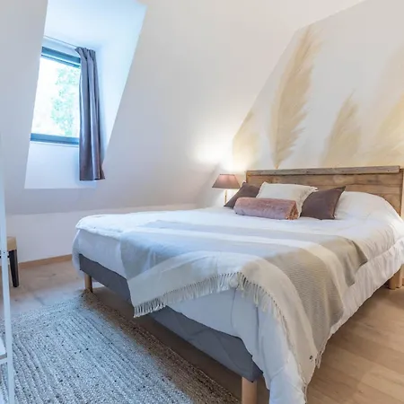 Du Rouge Gorge D'azun オーキュン