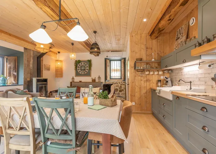 بيت للعطل Du Rouge Gorge D'azun Aucun